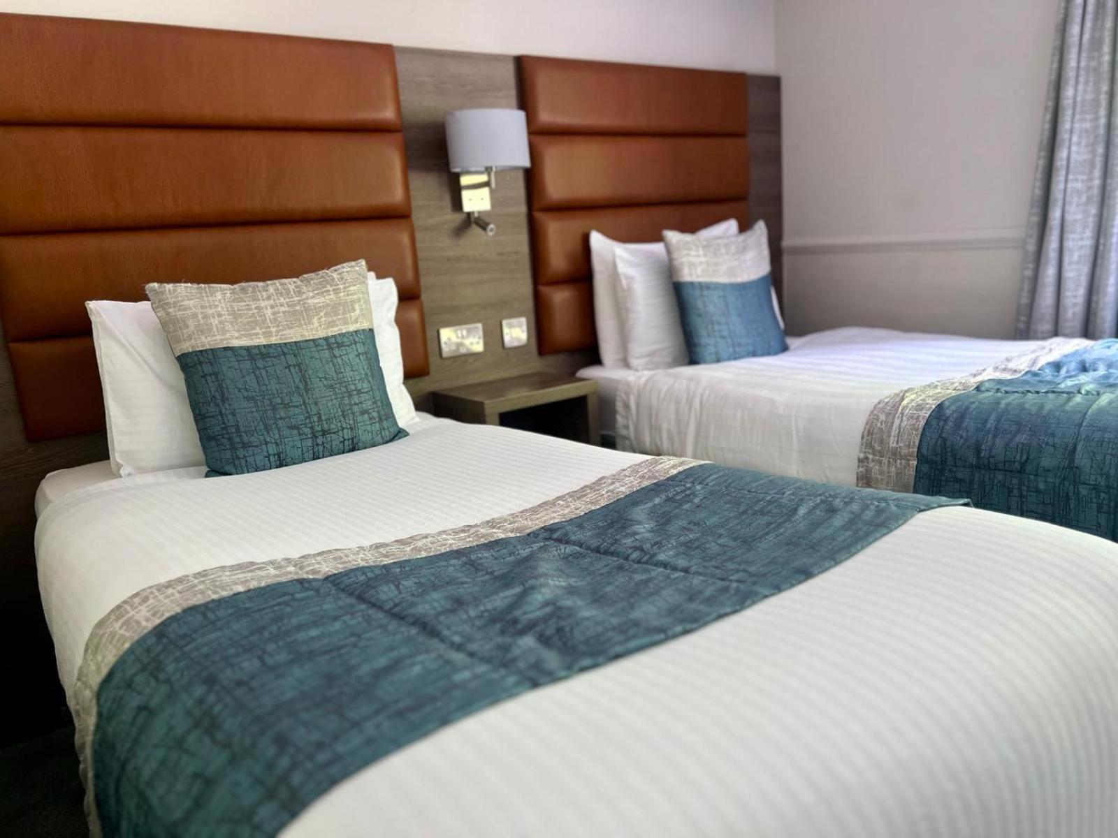 Bushtown Hotel & Spa كوليرين المظهر الخارجي الصورة
