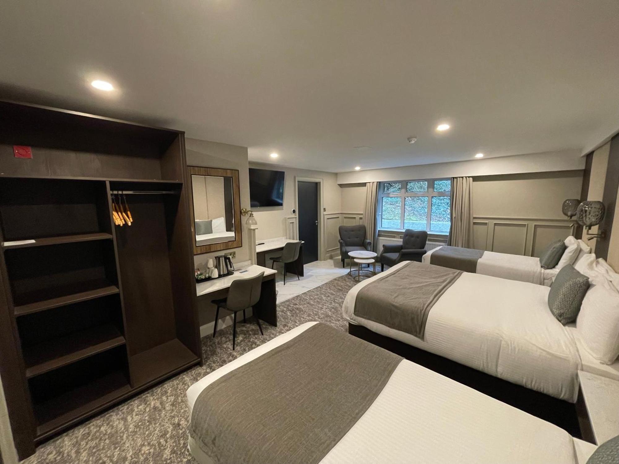 Bushtown Hotel & Spa كوليرين المظهر الخارجي الصورة