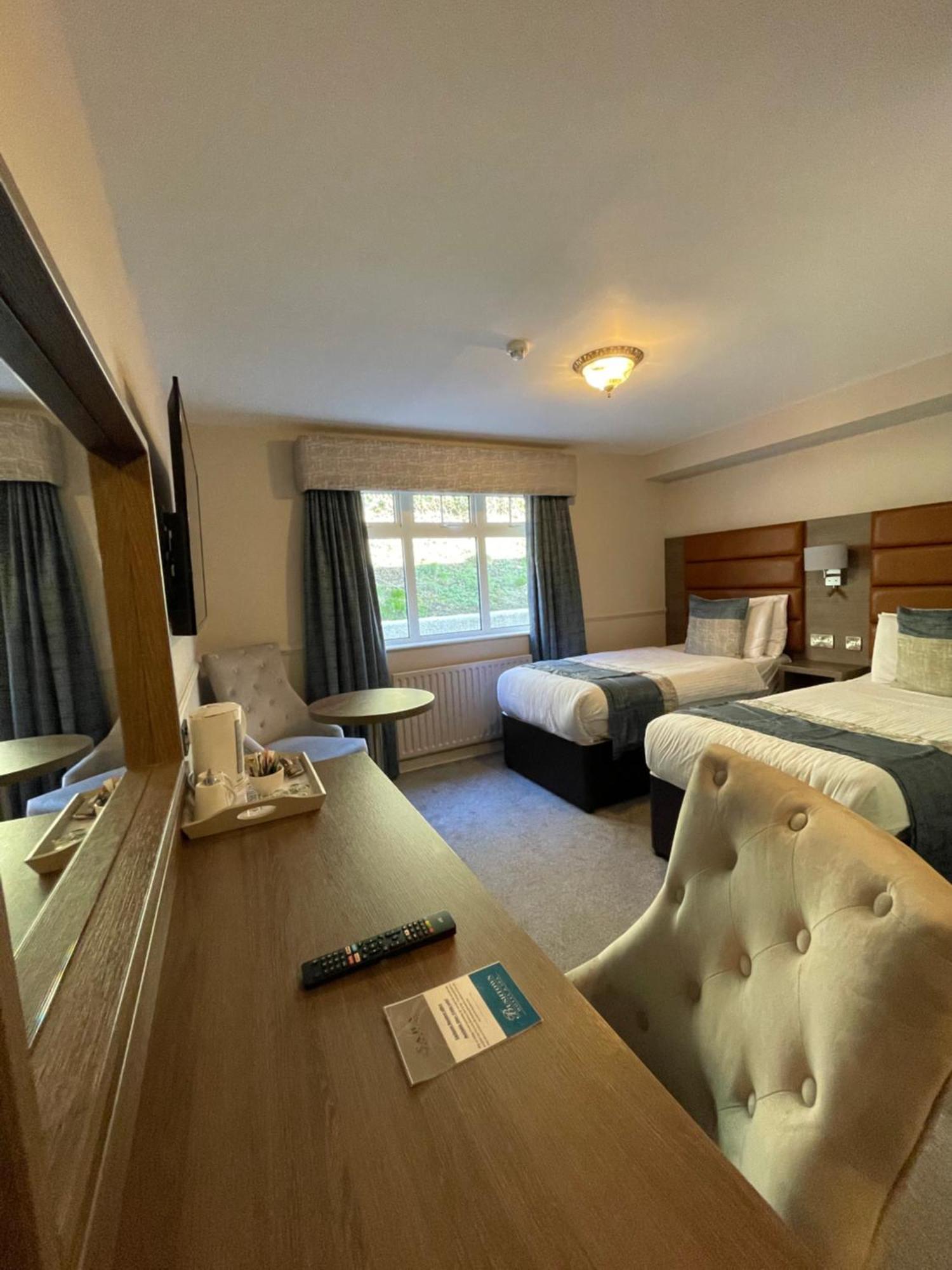 Bushtown Hotel & Spa كوليرين المظهر الخارجي الصورة